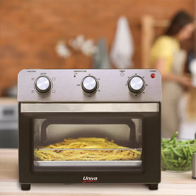 UAF2200B: 22L Air Fryer Oven with Premium Stainless-Steel Finish